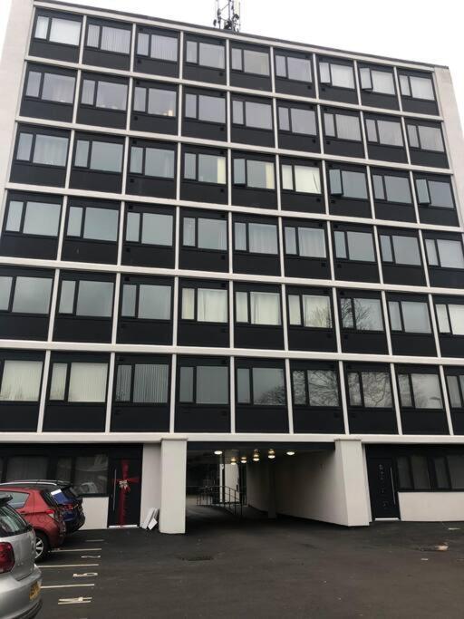 Entire Apartment / Nec / Resorts World / Birmingham Airport Sheldon  Exterior photo